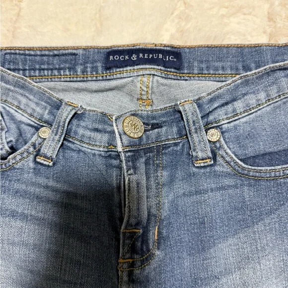 Rock & Republic Distressed Blue Skinny Jeans - Picture 6 of 6